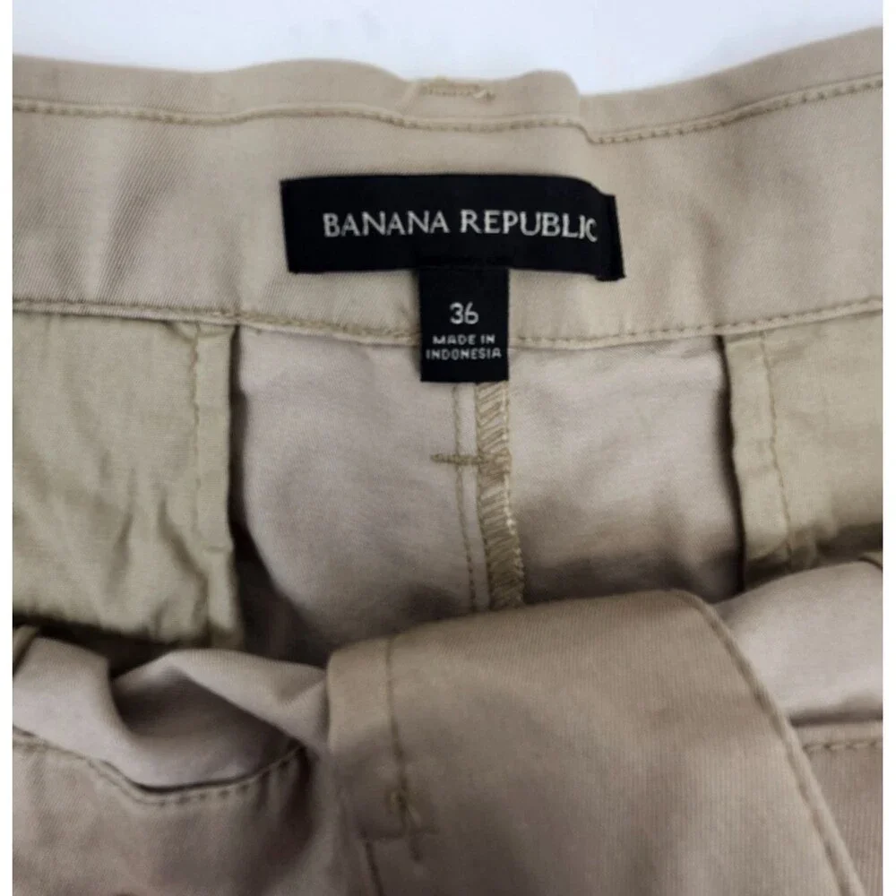 Lot of 3 Banana Republic Shorts Mens Size 36 Gray and Tan Excellent Condition